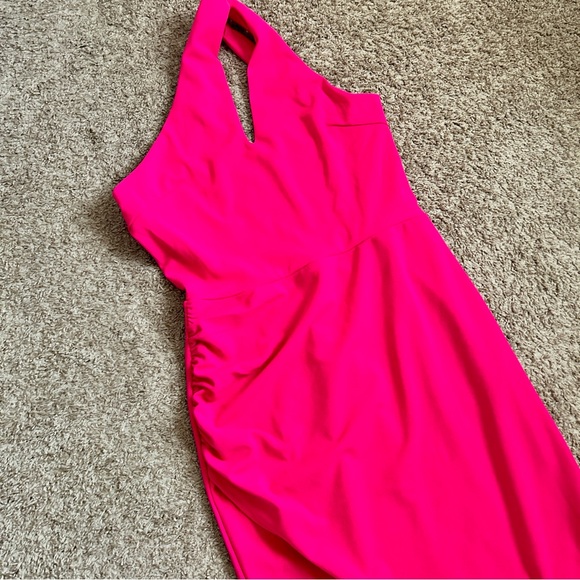 RACHEL ROY One Shoulder Gown / XL - Pink Sizzle / NWT - Picture 4 of 7